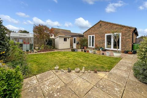 2 bedroom bungalow for sale, Lavinia Way, East Preston, Littlehampton, West Sussex