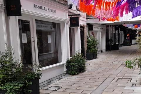 Retail property (high street) to rent, 10-11 Red Lion Yard Colchester CO1 1DX