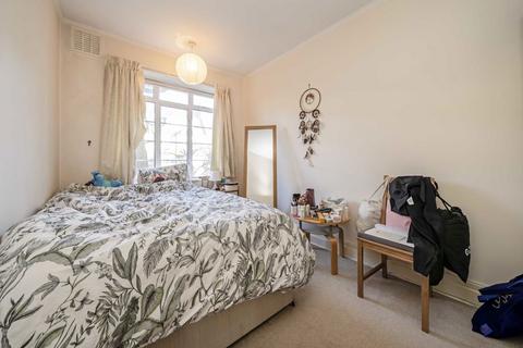 2 bedroom flat for sale, Barons Keep, London W14