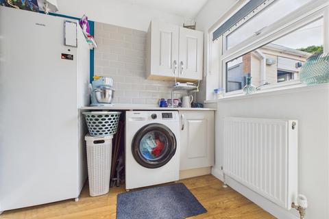 4 Lichfield Drive, Great Haywood, Stafford, ST18 0SX