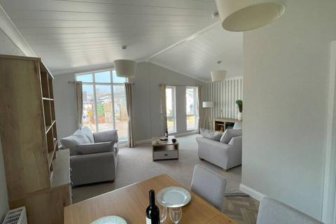 2 bedroom park home for sale, Whitland Carmarthenshire