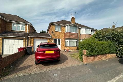 3 bedroom semi-detached house to rent, Slough,  Berkshire,  SL3