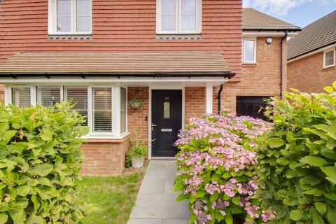 undefined, Gatesmead, Haywards Heath, RH16