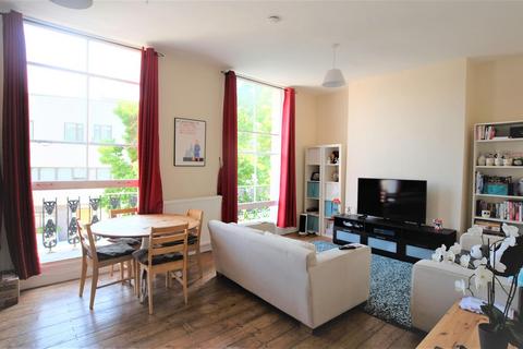 2 bedroom apartment to rent, Bolton Road, St John's Wood NW8