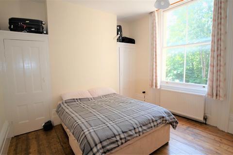 2 bedroom apartment to rent, Bolton Road, St John's Wood NW8