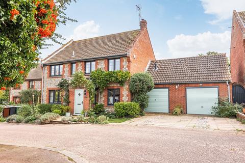 5 Bloomstiles, Salthouse, Holt, NR25 7XJ