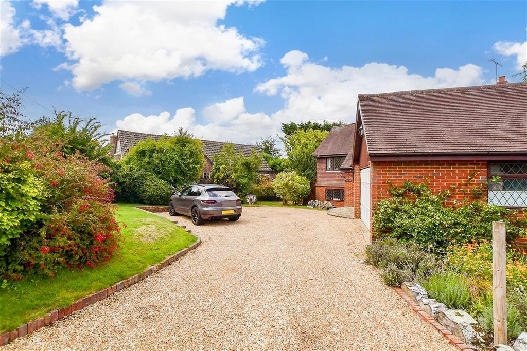 Driveway/Parking