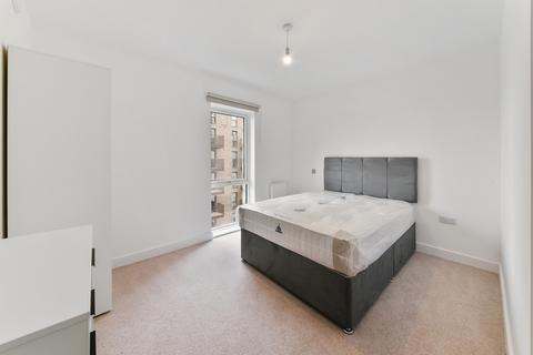 3 bedroom apartment to rent, Pontoon Dock London E16