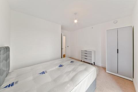 3 bedroom apartment to rent, Pontoon Dock London E16