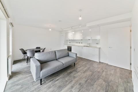 Pontoon Dock London E16