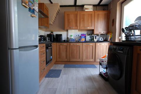undefined, Hawkslade Road, Peckham Rye SE15