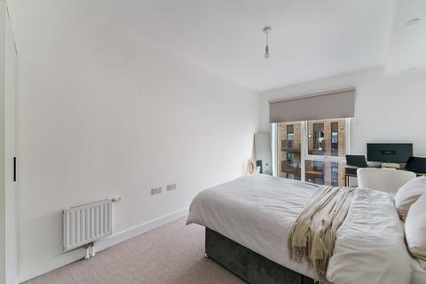 3 bedroom apartment to rent, Pontoon Dock London E16