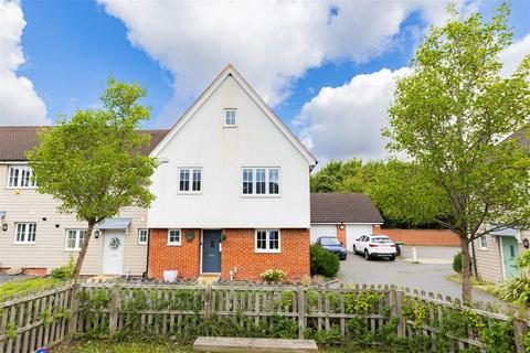 4 bedroom detached house for sale, Saffron Way, Little Canfield, Dunmow