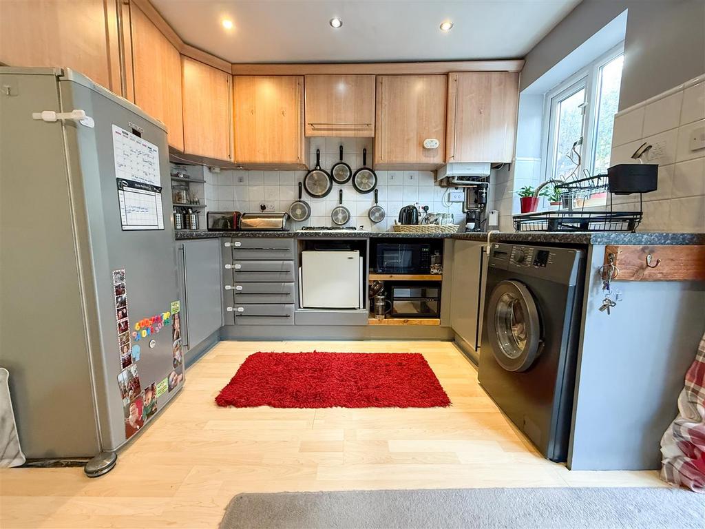 Kitchen dining room