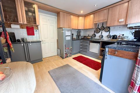 undefined, Paterson Close, Stocksbridge, S36