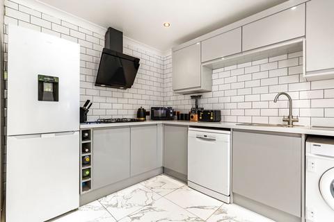 3 bedroom detached house for sale, Surbiton Hill Park, Surbiton KT5