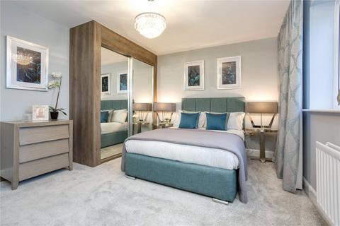 5 bedroom detached house for sale, Albany Park, Hampshire GU52