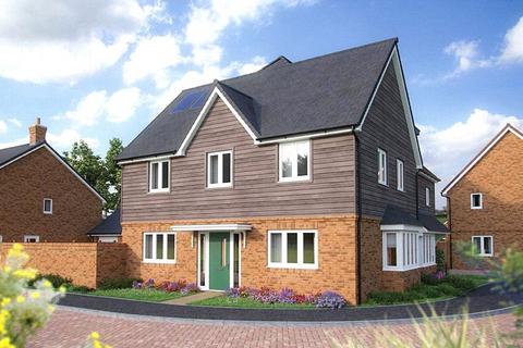 4 bedroom semi-detached house for sale, Albany Park, Hampshire GU52