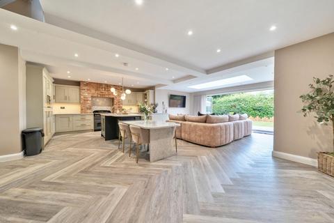 4 bedroom detached house for sale, Graigola Road, Glais, Swansea