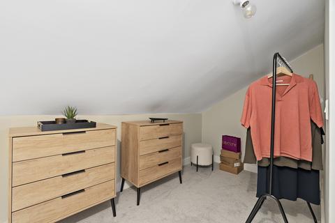 3 bedroom house to rent, Weavers Yard, Newbury Newbury RG14
