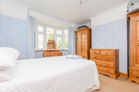 4 bedroom semi-detached house for sale, Cranbrook Road, Bexleyheath, Kent