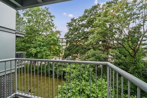 1 bedroom flat for sale, Calloway House, Coombe Way, Farnborough, GU14