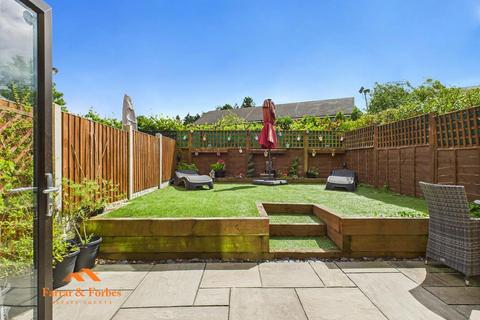 32 Wilding Way, Padiham, Burnley, BB12 8ES