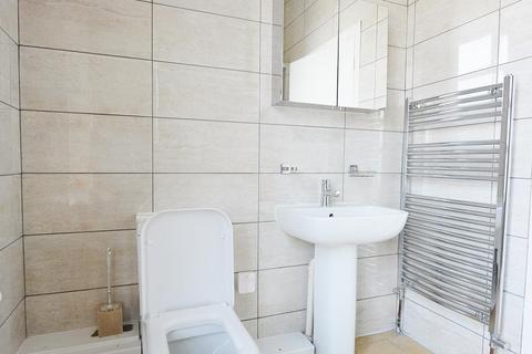 2 bedroom flat to rent, Fordham Street, London E1