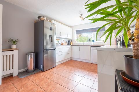 4 bedroom semi-detached house for sale, Chandler Close, Bampton, Oxfordshire, OX18