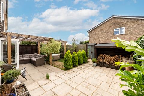 4 bedroom semi-detached house for sale, Chandler Close, Bampton, Oxfordshire, OX18