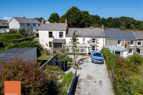 4 bedroom terraced house for sale, Scowbuds, Tuckingmill, Camborne, TR14 8PB