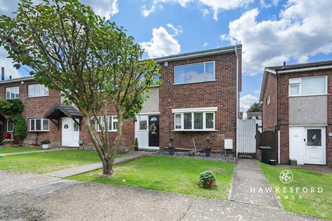 24 Nickleby Road, Gravesend, DA12 4UG