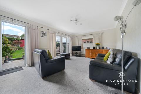 24 Nickleby Road, Gravesend, DA12 4UG