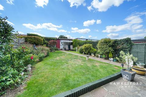 24 Nickleby Road, Gravesend, DA12 4UG