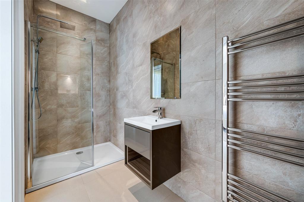Bathroom 4