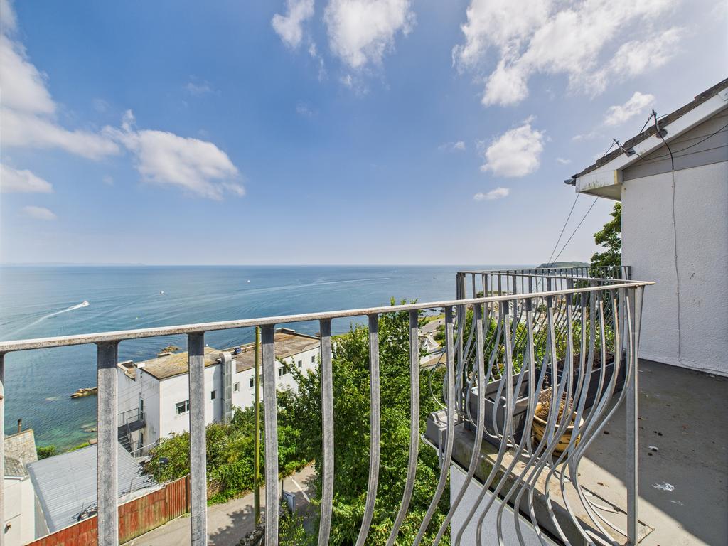 Cam05627 g0 pr0006 still027