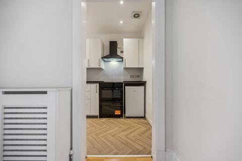 2 bedroom flat to rent, Kingspark Road, Flat 3-1, Mount Florida, Glasgow, G44 4SX