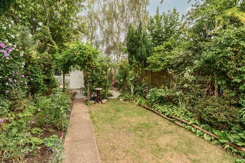 4 bedroom semi-detached house for sale, Cottimore Avenue, Walton-On-Thames, Surrey, KT12