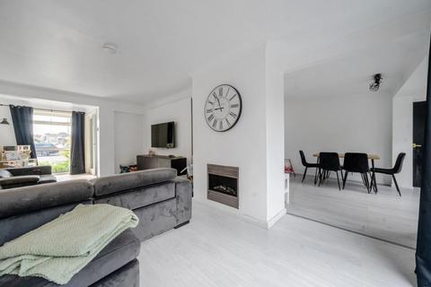 undefined, Dove House Close, Bromham