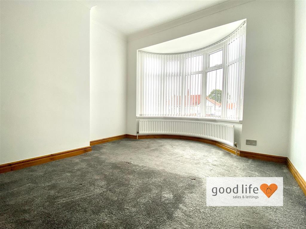 20251001 141945488 i OS5barnesparkroad.jpg
