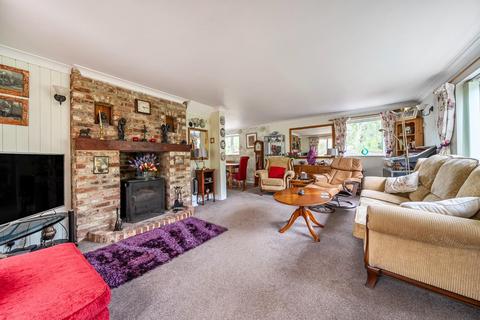 undefined, Stone Cross Road, Bilsington, Ashford TN25 7JL