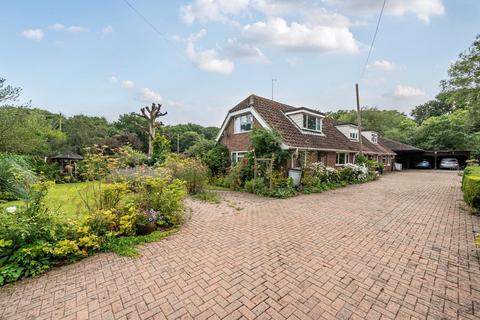 undefined, Stone Cross Road, Bilsington, Ashford TN25 7JL