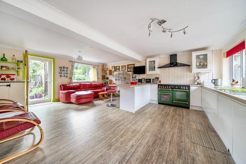 undefined, Stone Cross Road, Bilsington, Ashford TN25 7JL