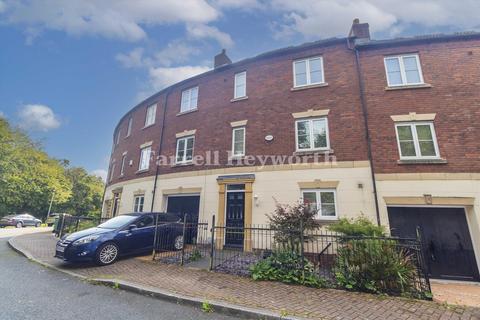 Danvers Way, Preston PR2