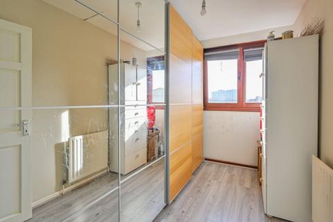 3 bedroom flat for sale, Salford House, Isle Of Dogs, London, E14
