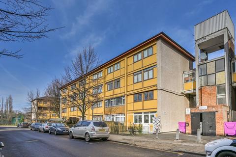 Salford House, Isle Of Dogs, London, E14