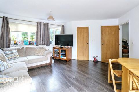 3 bedroom link detached house for sale, Priory Close, Dunmow