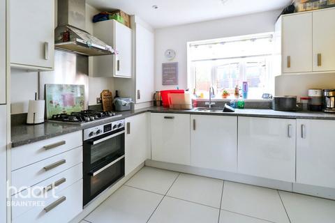 3 bedroom link detached house for sale, Priory Close, Dunmow