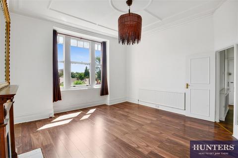 2 bedroom flat for sale, Chichele Mansions, Willesden Green, London, NW2