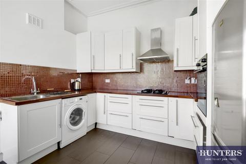 2 bedroom flat for sale, Chichele Mansions, Willesden Green, London, NW2